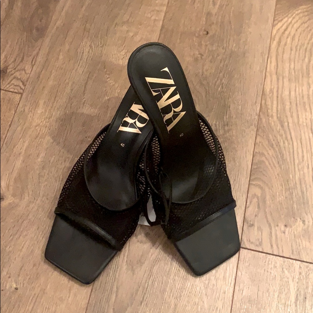 NWT Zara square toe mesh heels